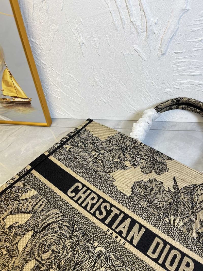 Christian Dior Shopping Bags